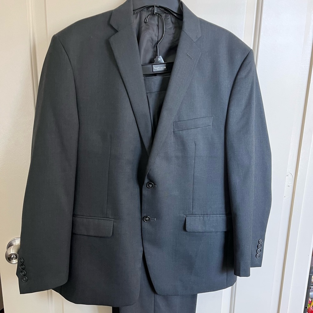 Van Huesen suit separates being sold as set. Charcoal size 44s and 38 pants.